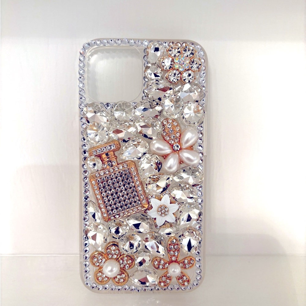 New iPhone 13 bling case